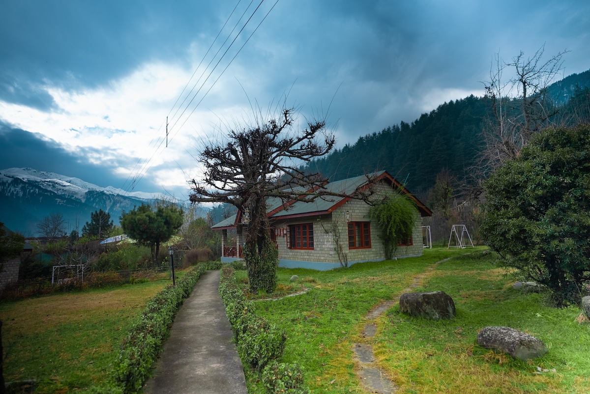 莉拉小屋（ Leela huts ） ，整栋2间卧室小屋，内设壁炉