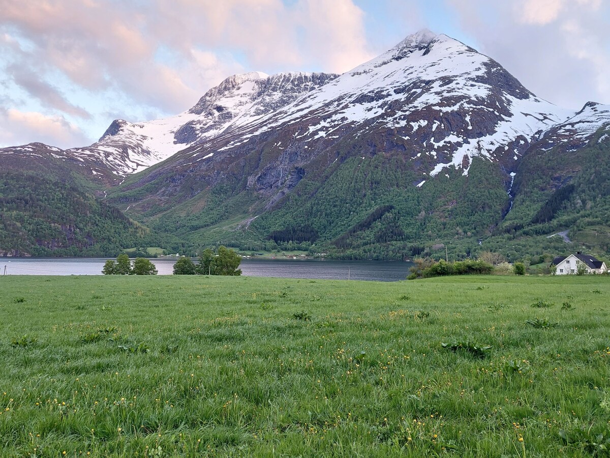 Jovollstua i Eresfjord