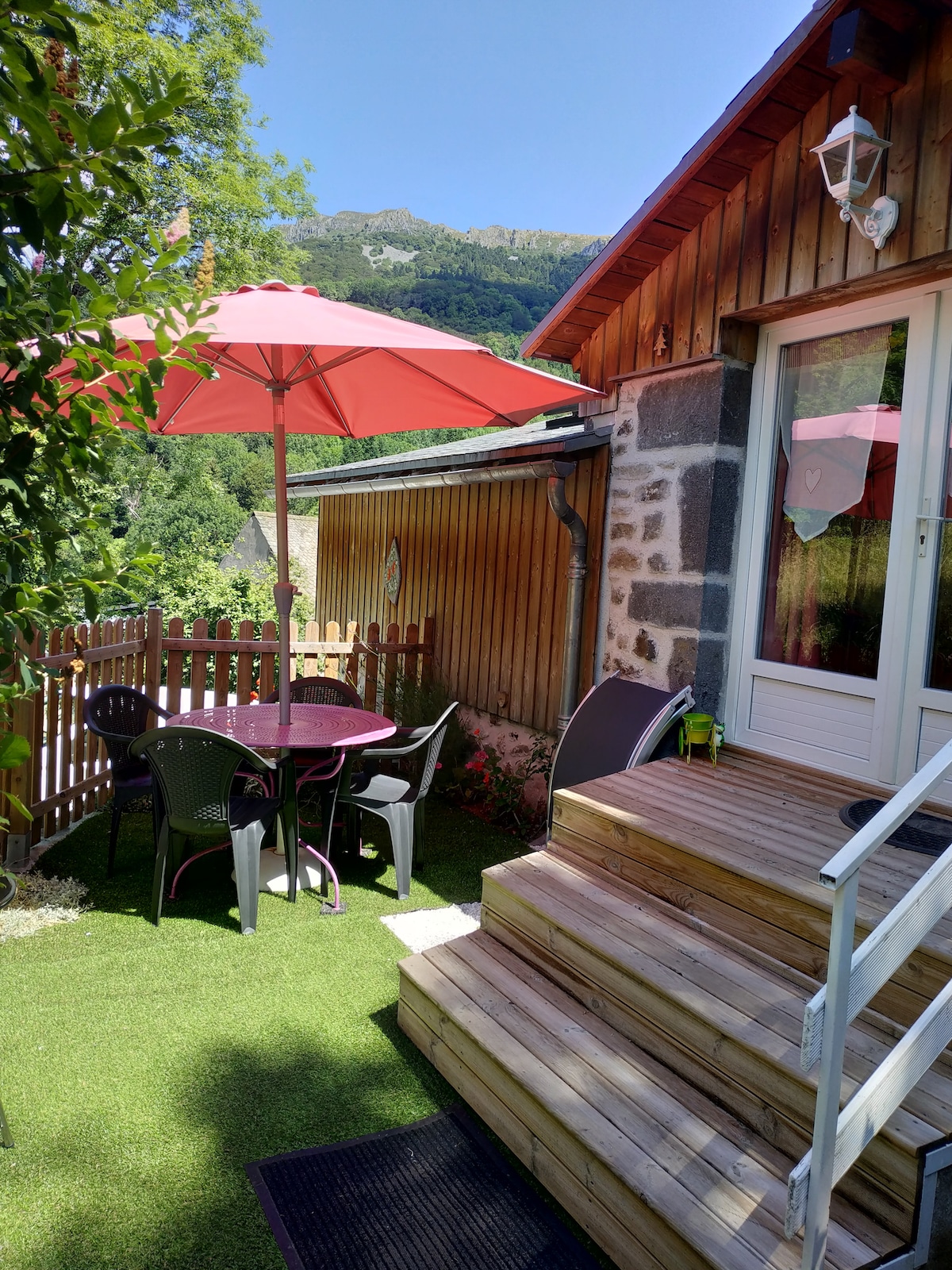 Chalet Puy gros, Hameau le Genestoux le Mont Dore