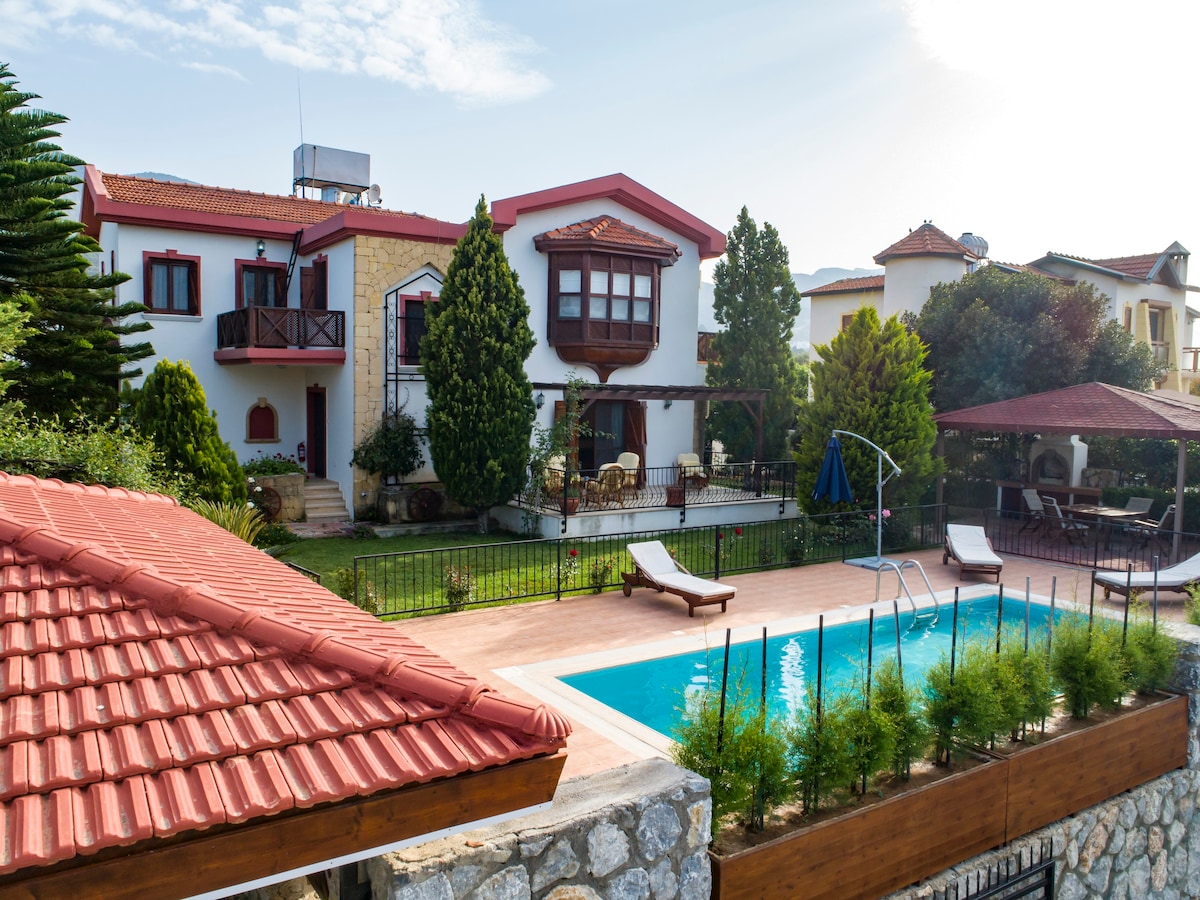4 bedroom luxury villa Bellapais, Kyrenia, Cyprus