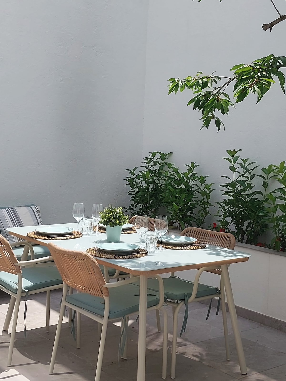 Apartamento con patio a 30"BCN