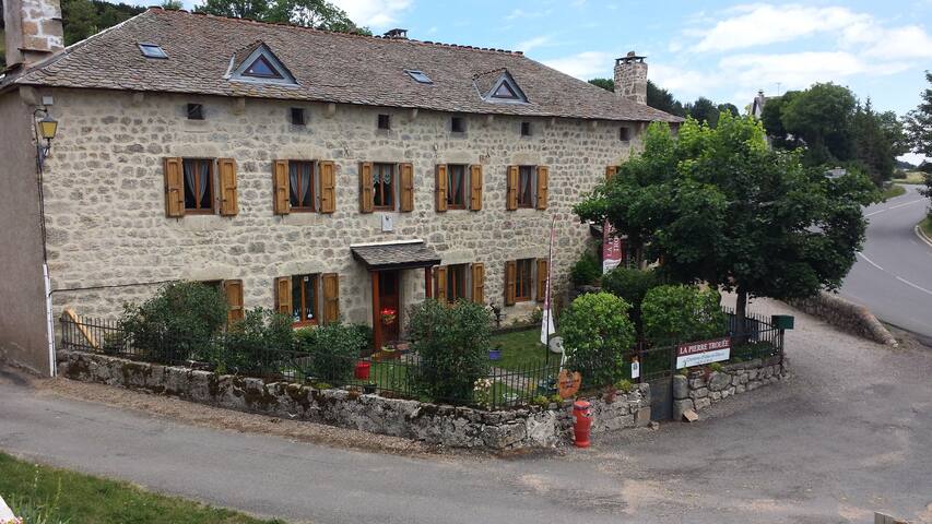 Châteauneuf-de-Randon的民宿