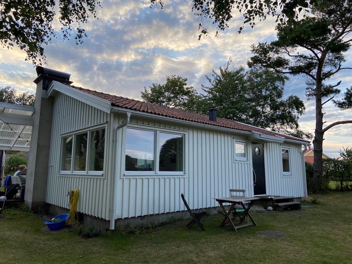 Cottage close to the sea