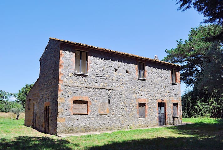 卡普拉西亚城独栋房民宿