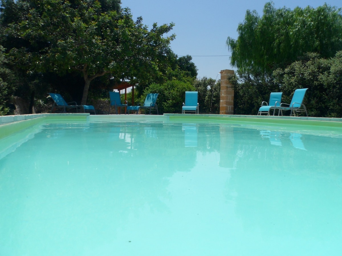 Sea Apartment in Masseria with pool
