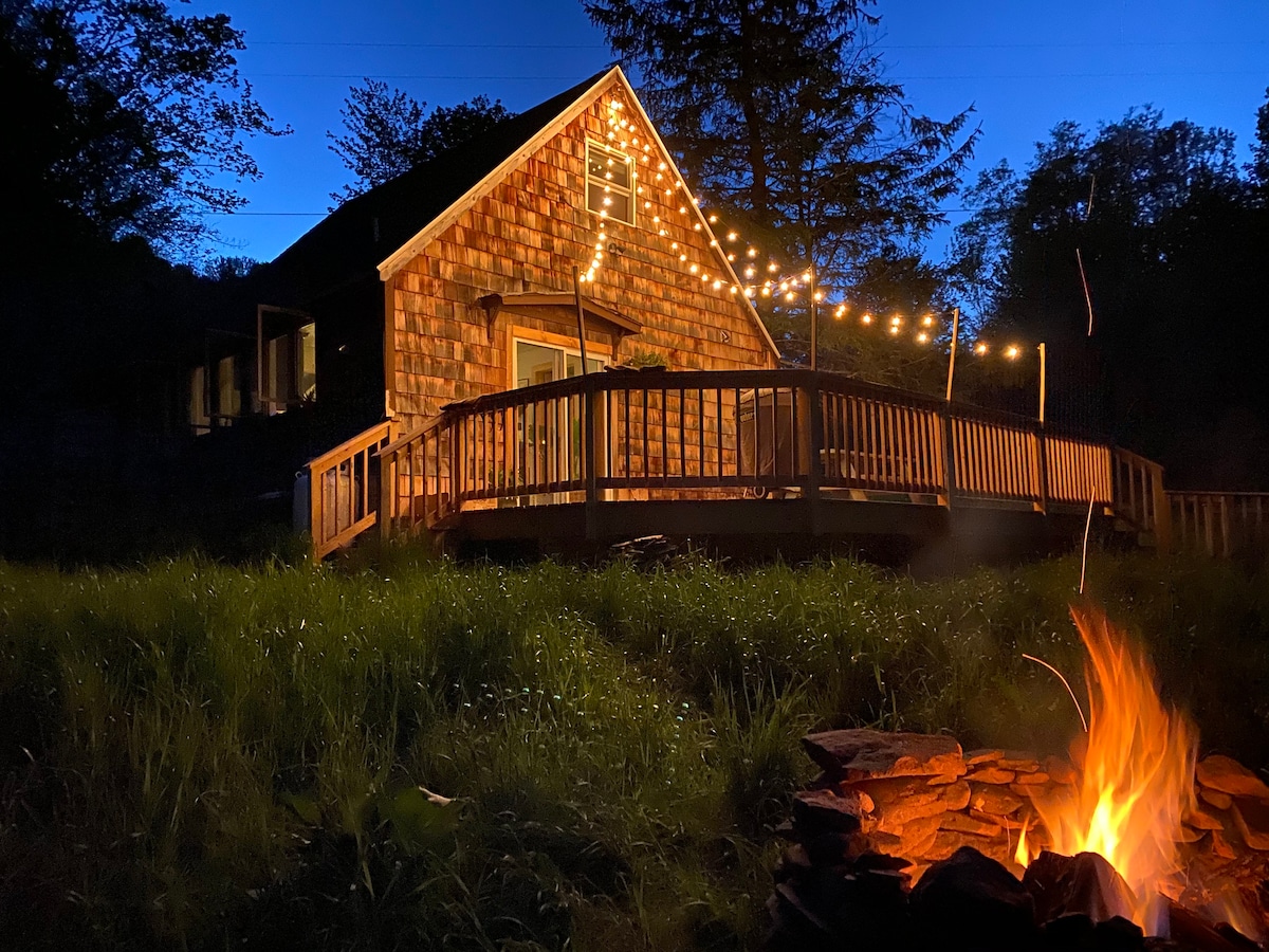 Storybook Cottage in the Catskills