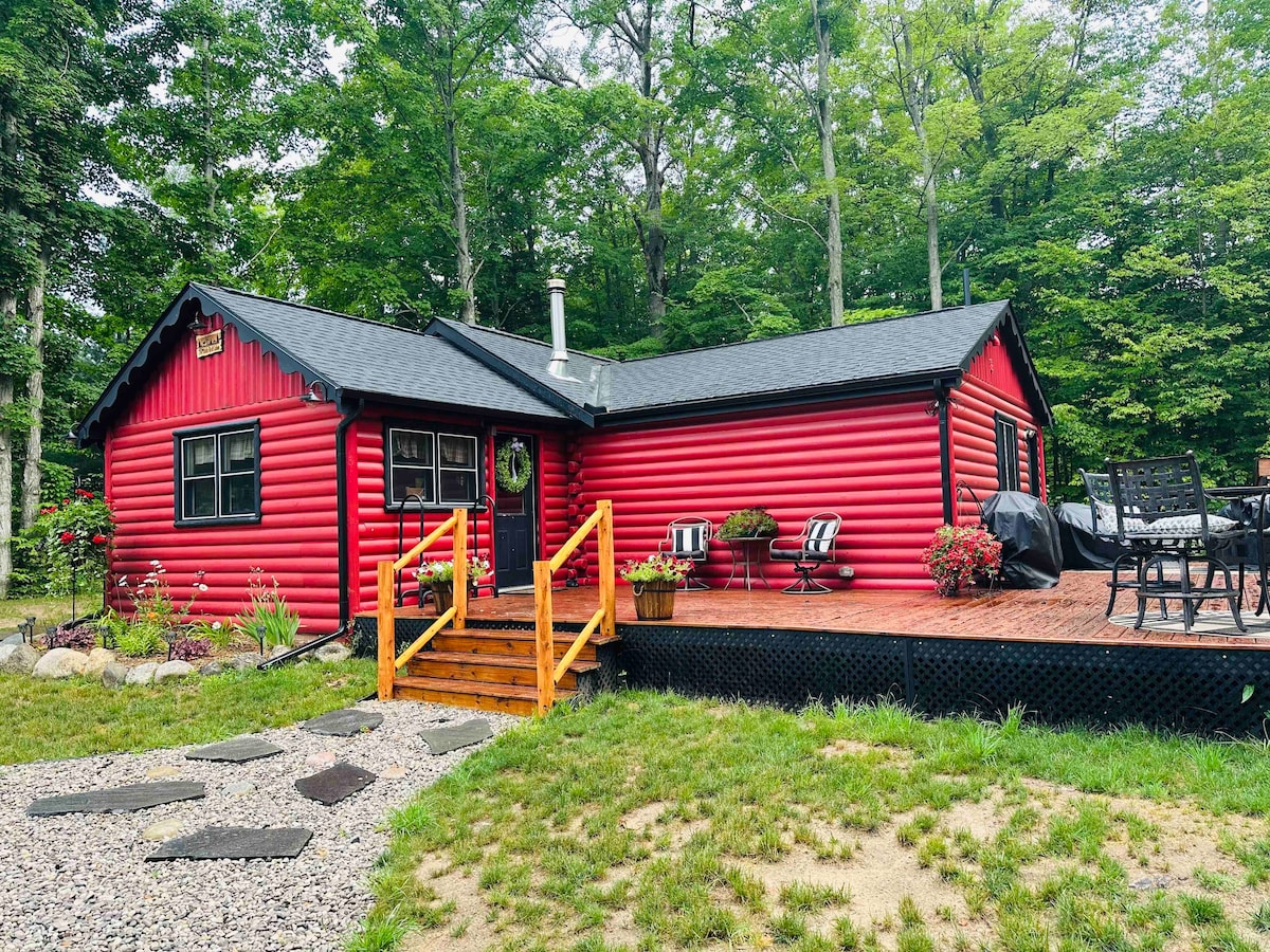 Cozy Little Red Cabin