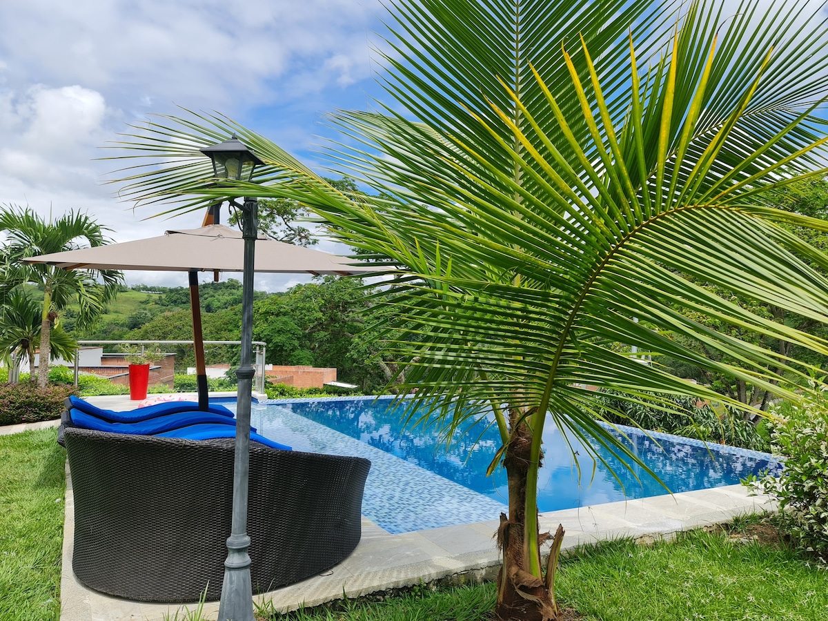 For rent farm, jacuzzi pool, near EJE CAFETERO