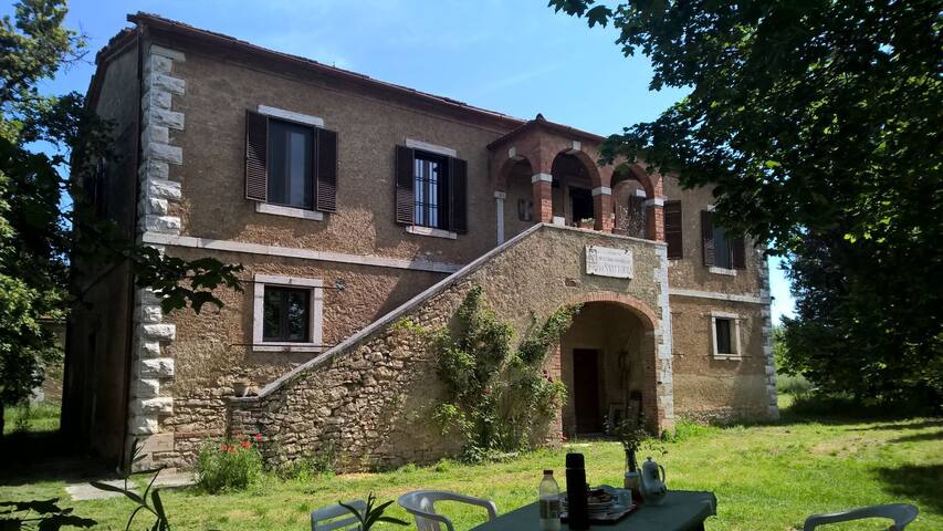 Rapolano Terme的民宿