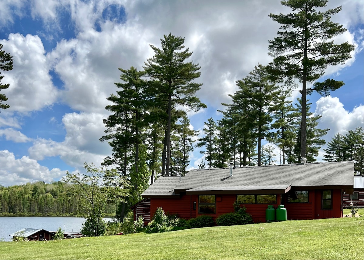 The Bunkhouse at Pinecrest Northwoods