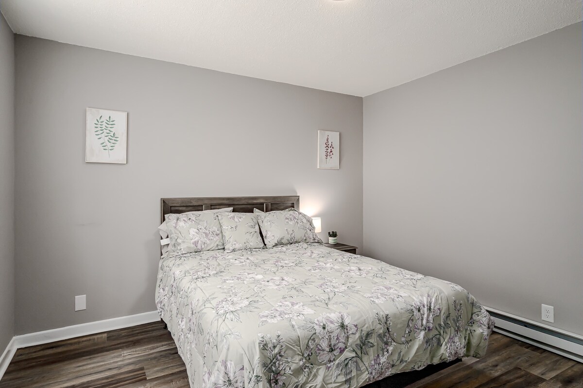 更新后的2间卧室-干净、舒适和温馨