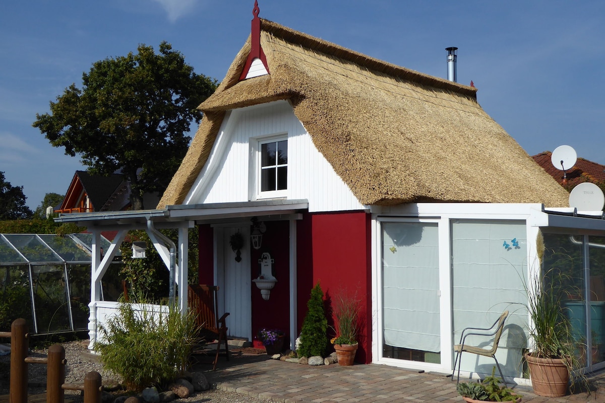 Idyllic holiday home in Schwaan near the lake