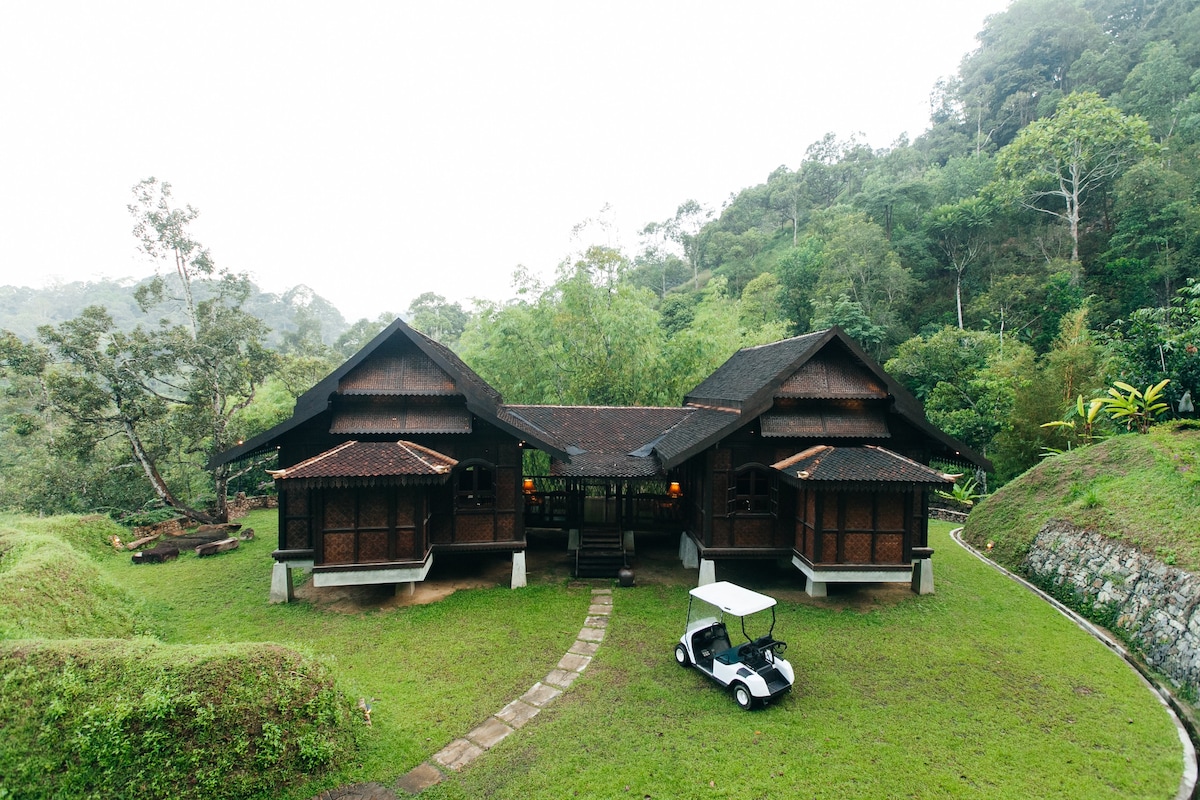Puncak Jungle Villa Lata Barat