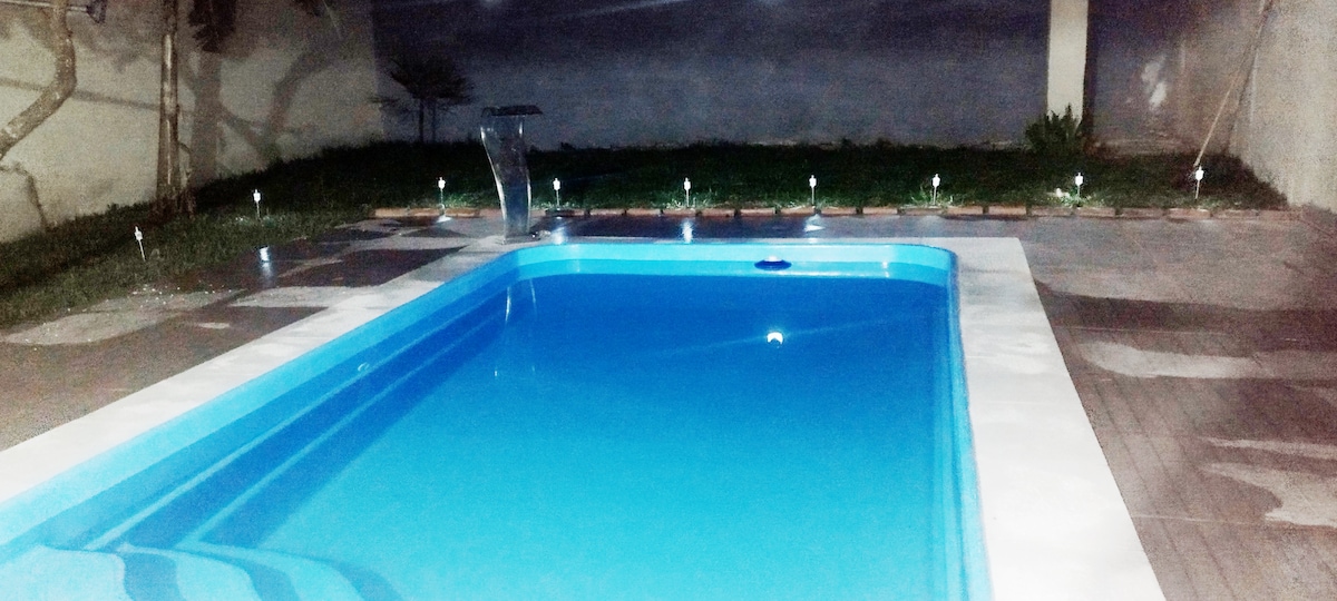 Casa de Araruama带泳池， Coqueiral。