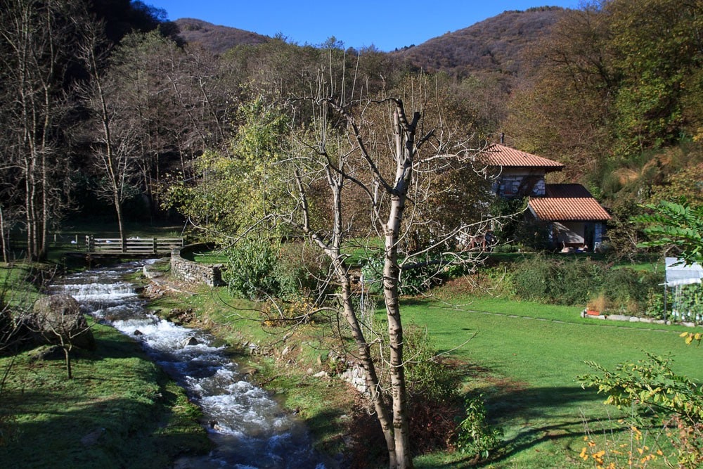 住宿加早餐Melizio ，奥尔塔湖