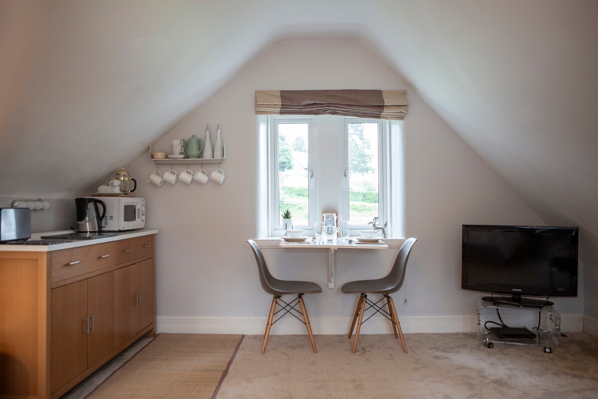 THE Nest: Cairngorms; Highlands; Kingussie: Eco-Home