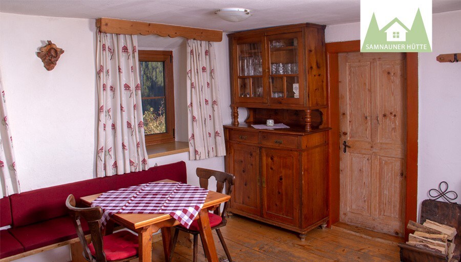Samnauner Hütte -田园诗般的小屋