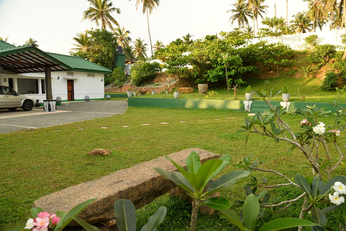 Chara Beach Villa-Ambalangoda Beach Ambalangoda