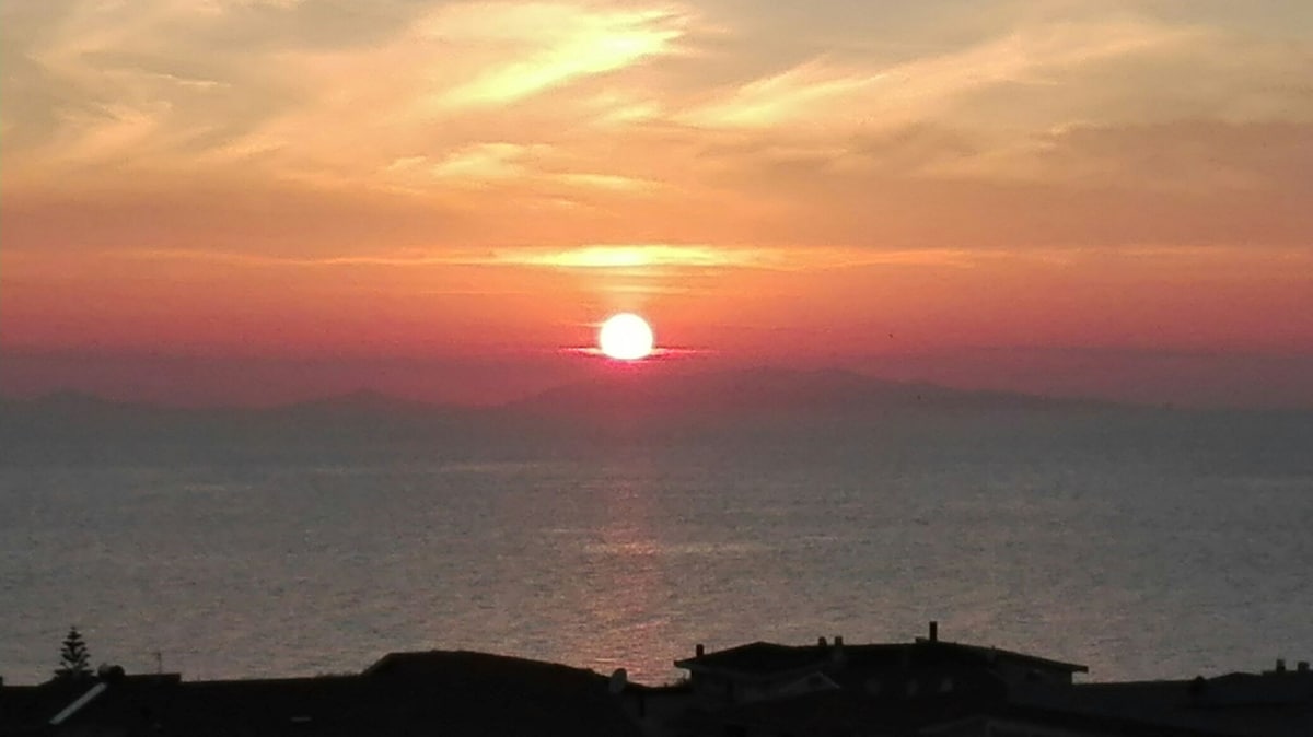 日落-海景-意大利撒丁岛
