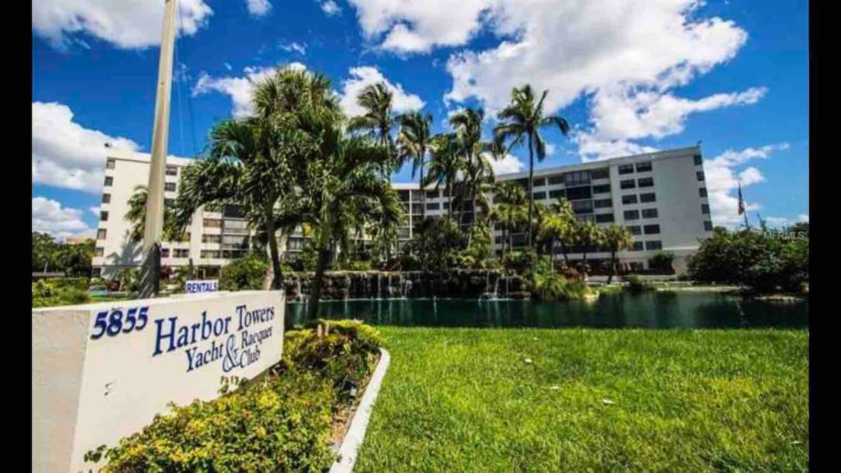 Siesta Key Beach Getaway 2bd/2ba