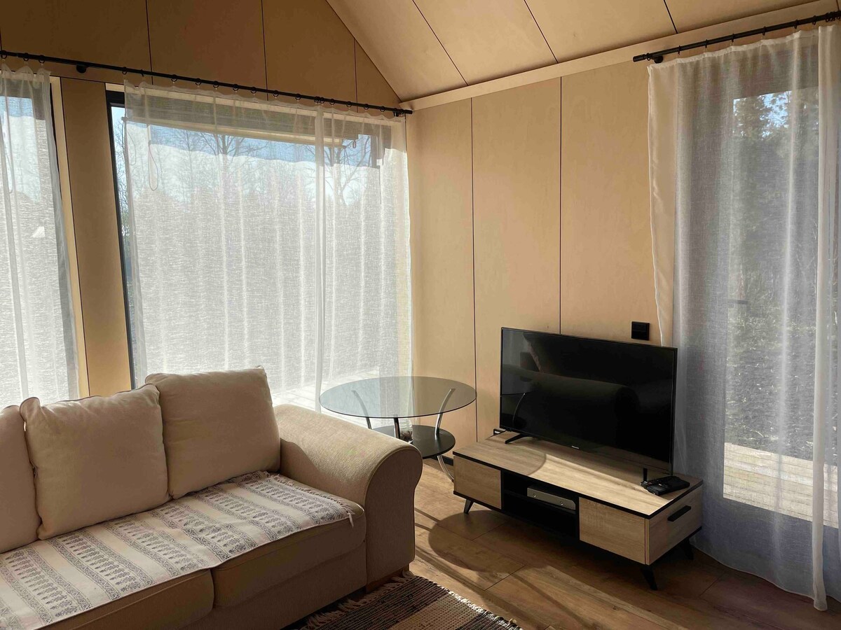 Perfect getaway in design cabin.