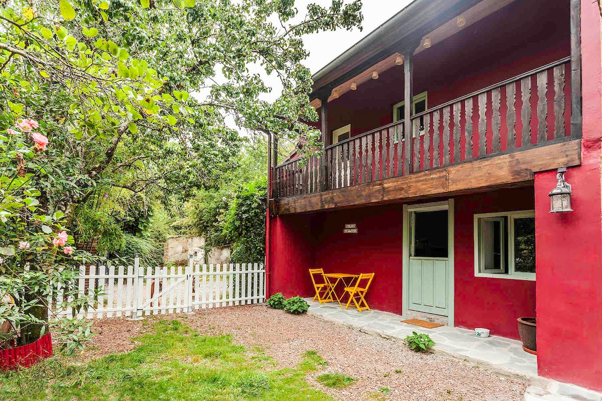 Preciosa Casa Rural con río Caserío El Ronzón