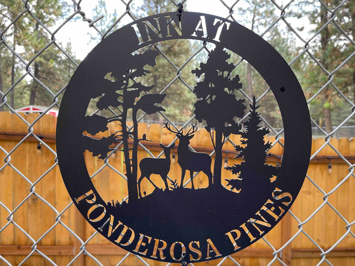 Ponderosa Pines旅馆