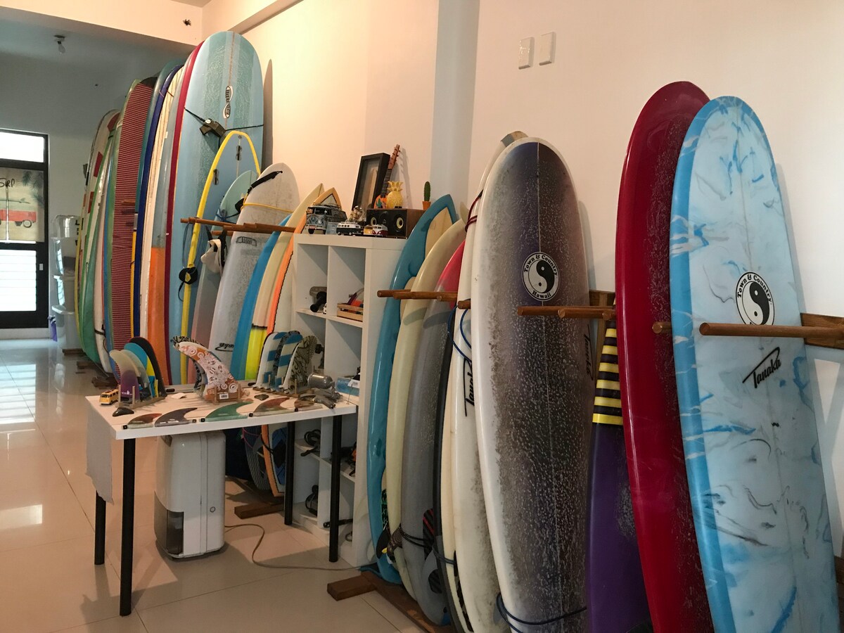 Ocean Vibes Surf Shop 好享衝浪 背包客房 三人