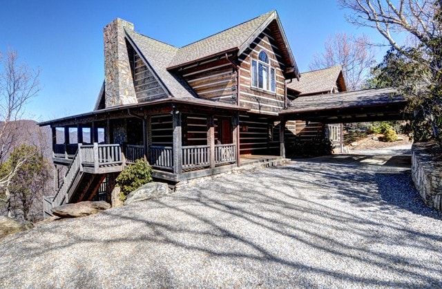 枫叶小屋（ Maple Leaf Lodge ） ，位于烟熏山（ Mt. Retreat ）