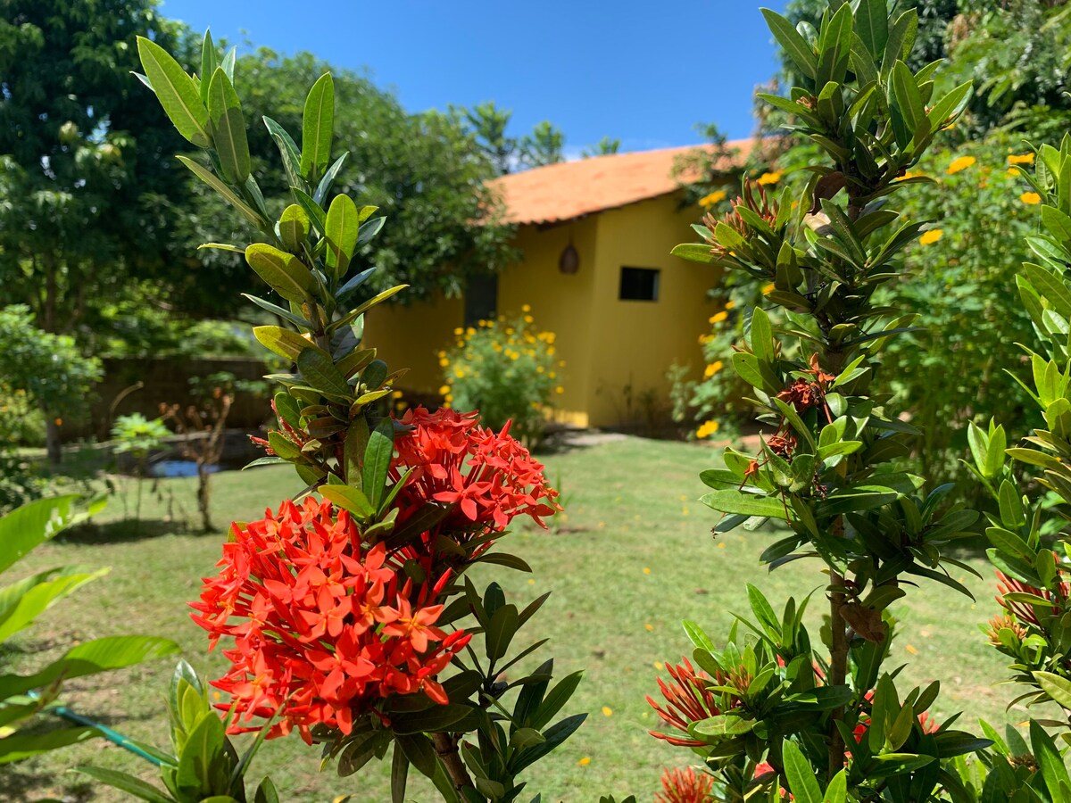 Sítio Vila das Flores - Bangalô Amarelo