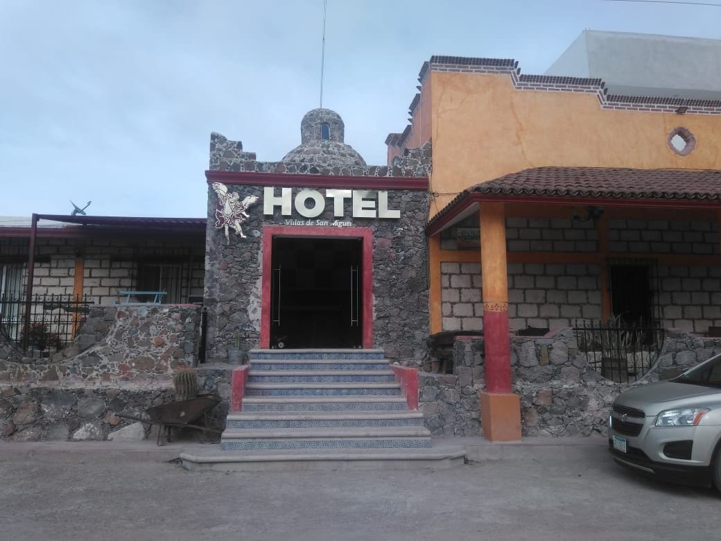 Hotel villas de san Miguel media luna