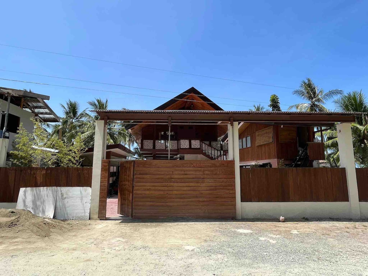 Exclusive Beachfront Villa in Lanca, Mati City