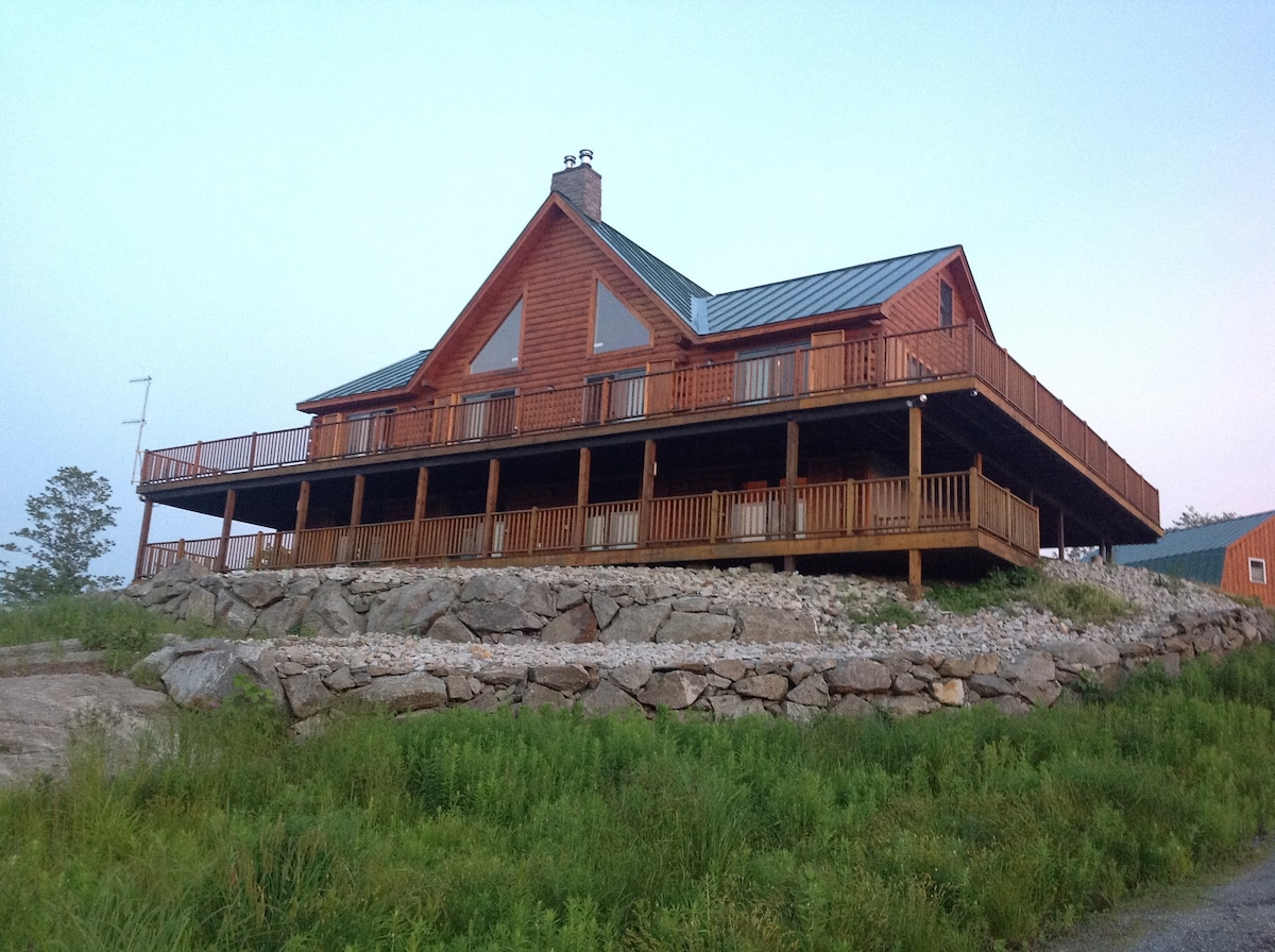 Pat 's Cabin at Mt. Moosilauke - 300英亩山顶