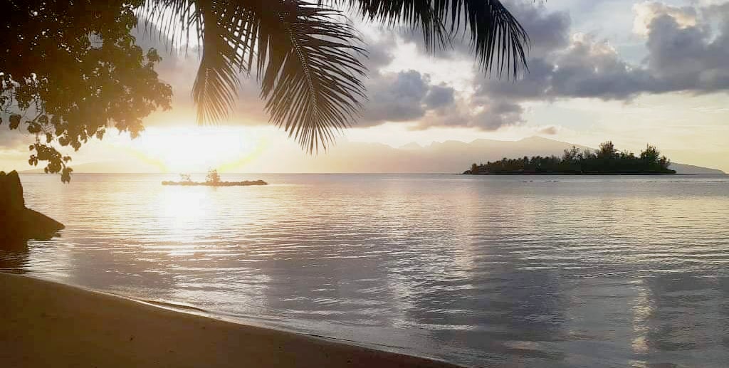 🌅🏖️Moorea fare Atea私人海滨别墅