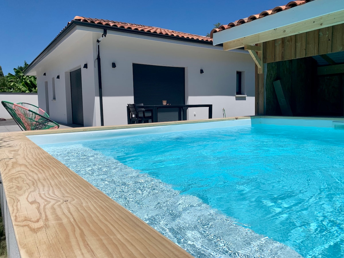 VILLA DU COURS D’EAU avec piscine, à 2min du lac 🌞