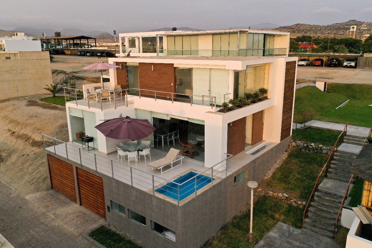 Casa playa sur de Lima, 100 metros de Punta Rocas