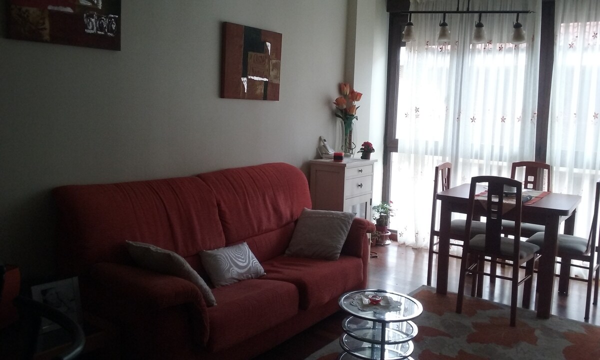 Apartamento Sarón ， 2公里Cabarceno ，带车库