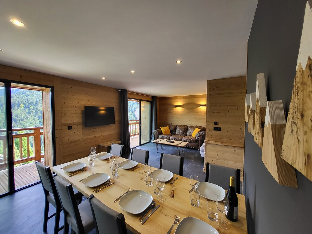 New *No 36* sleeps 8, Nr Morzine