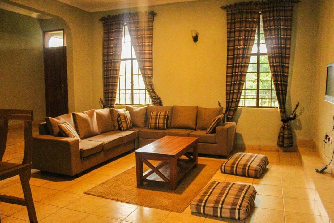 Arusha Hill Homes - MERU A (A home away from home)