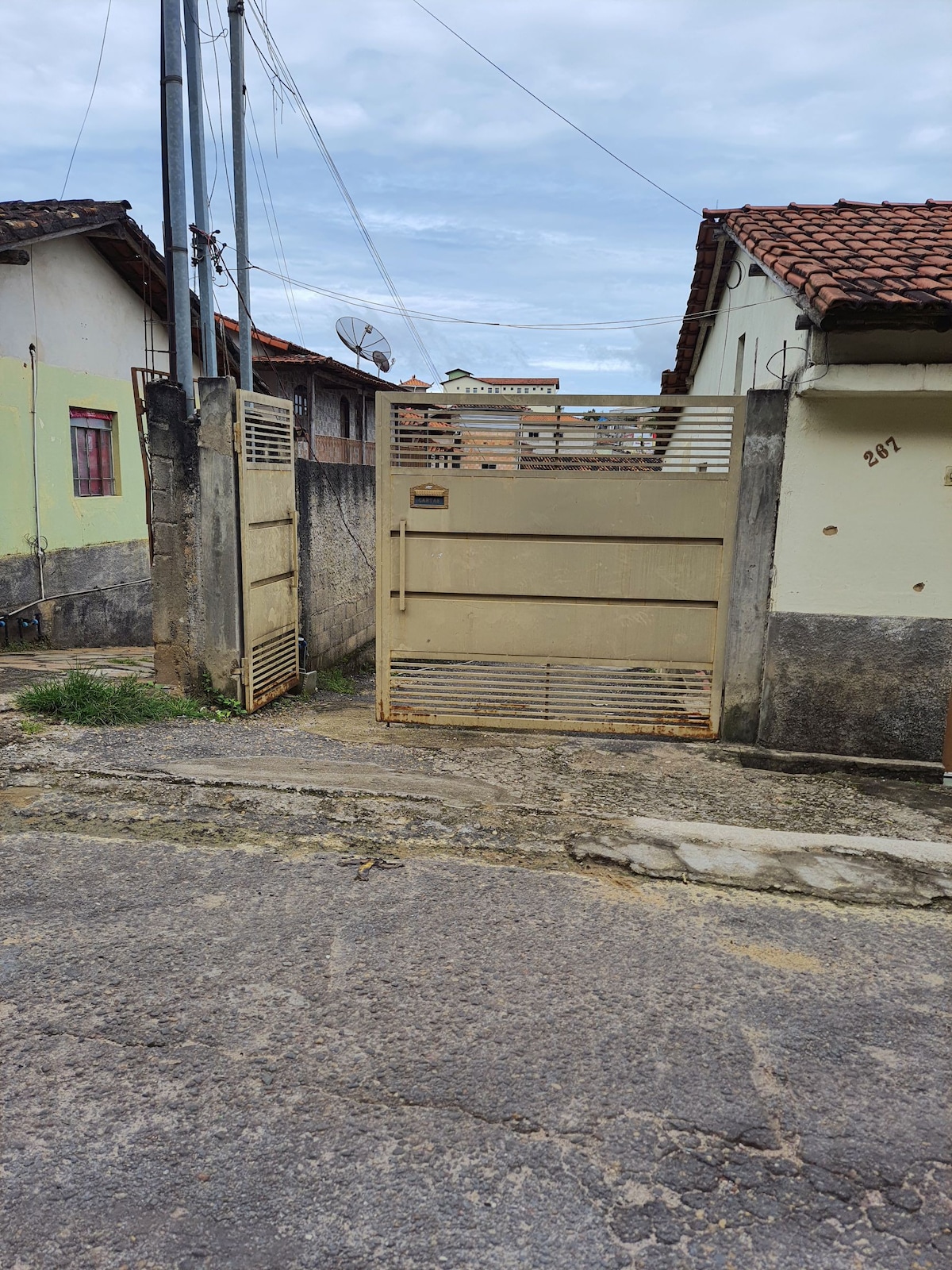 kitnet em Diamantina
Garagem s cobertura 
3pessoas