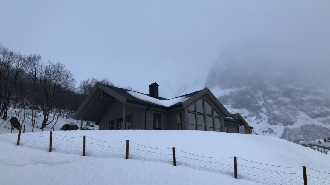 Sunnmørs阿尔卑斯山中心小屋。