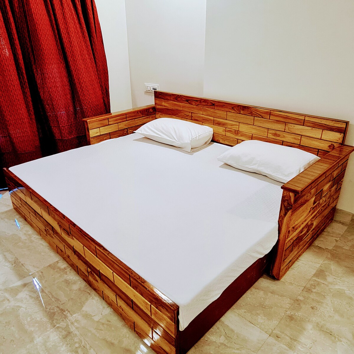 Bliss 75: 2BHK Serviced Apartment Near Kokilaben