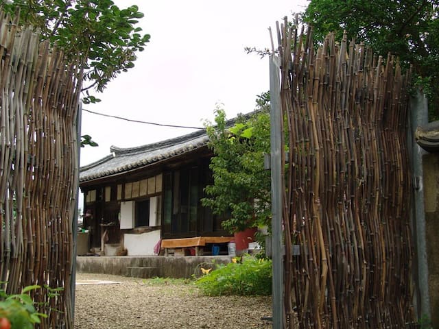 Gangdong-myeon, Gyeongju的民宿