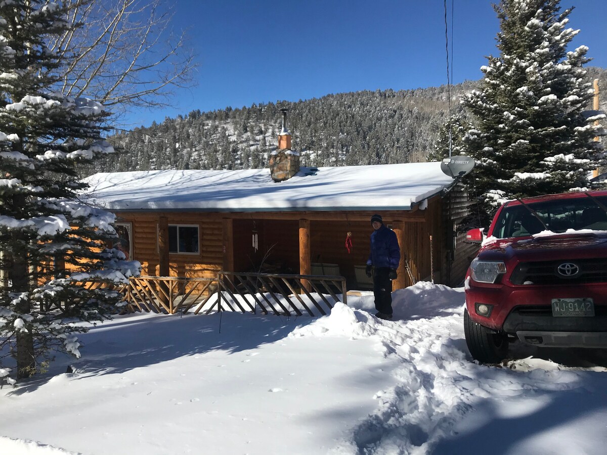 Hummingbird Mountain Cabin