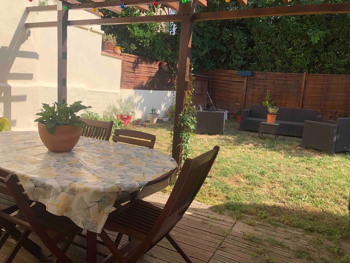 Appartement cosy avec jardin au centre de Narbonne