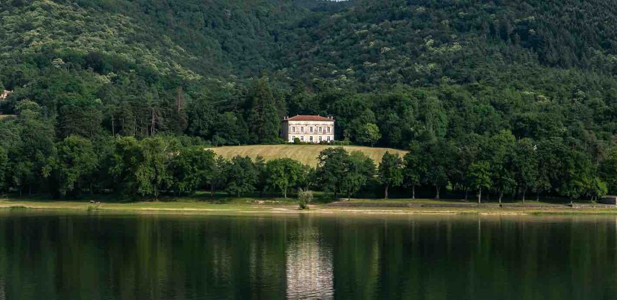 法式城堡（ French Château ）