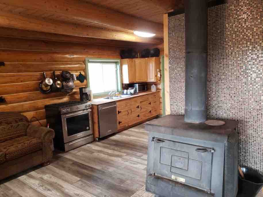 Trapper Creek Off Grid Cabin with Denali View