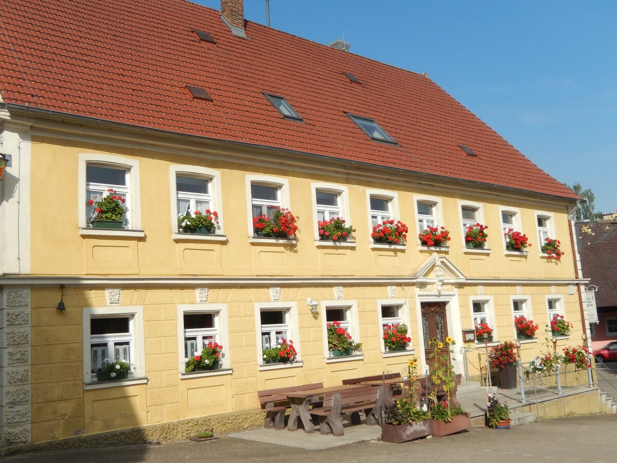 Gasthof Goldenes Rössle (Dinkelsbühl) ，度假公寓（ 42平方米） ，最多可入住3人