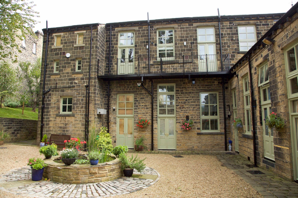 Park School Mews, Bingley, W. Yorks