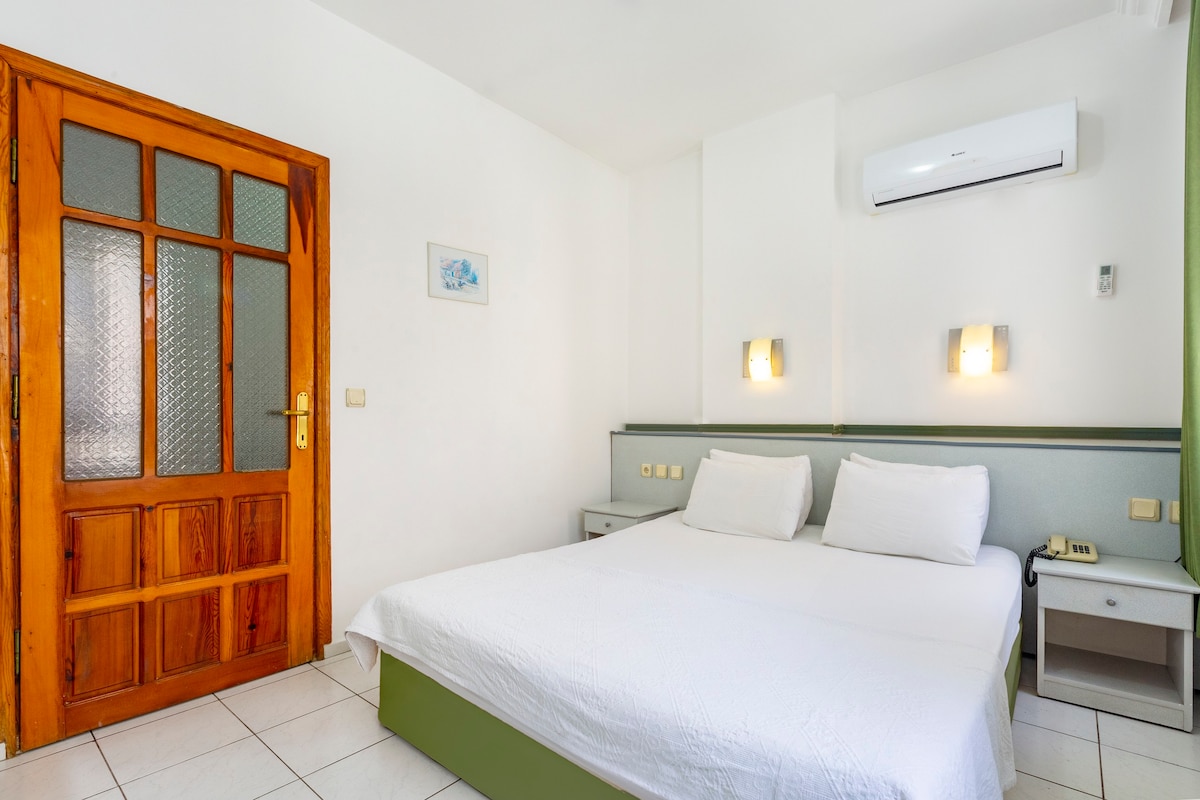 Standard room 2 minutes from Cleopatra beach